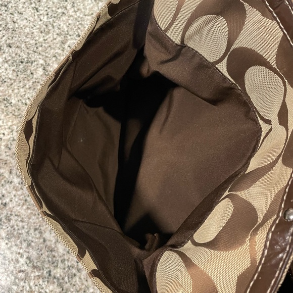 Coach Brown Signature Tote Bag And Makeup Bag - Picture 12 of 15